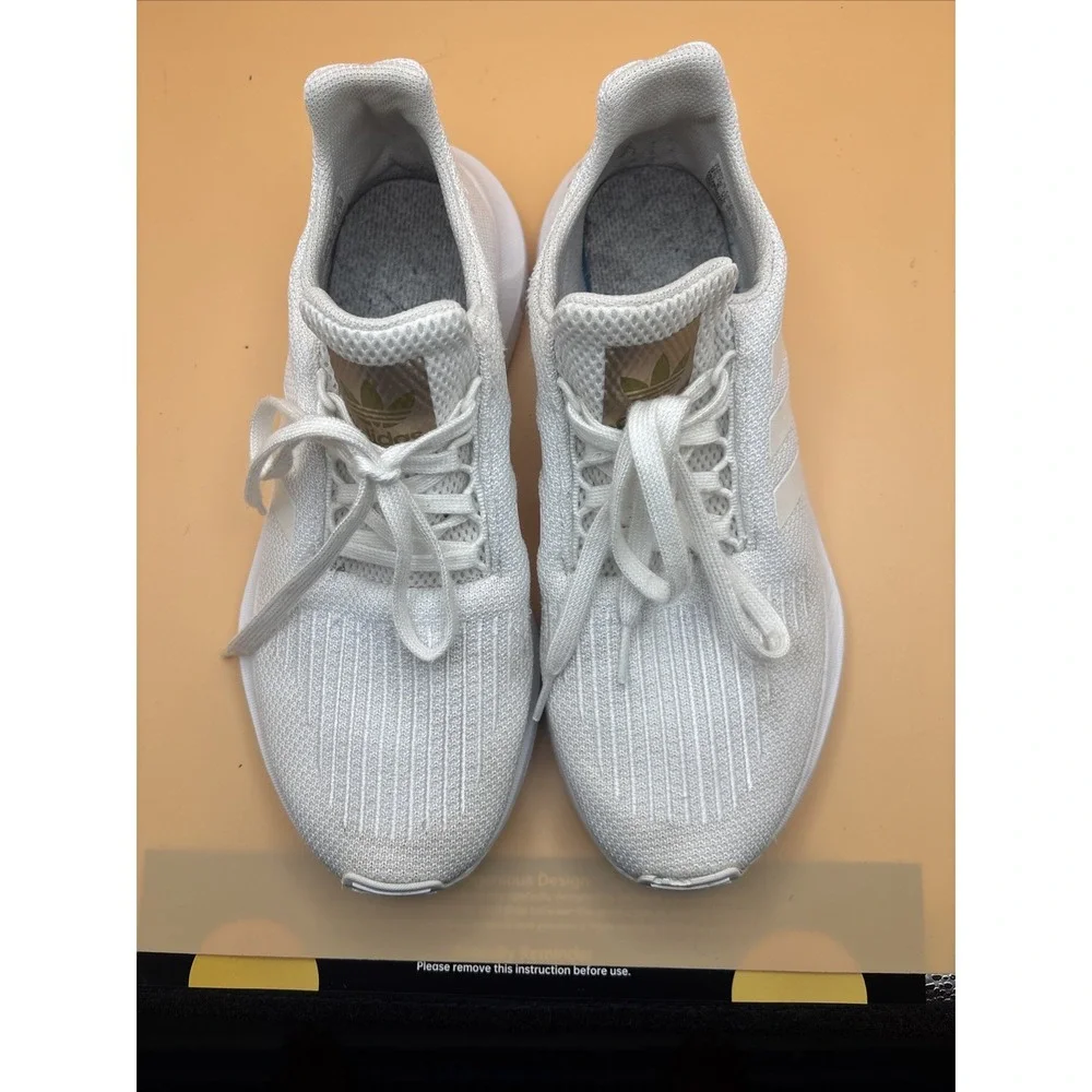 Adidas Swift Run White Gold Metallic Knit Running Shoes Mens Sneakers B37725